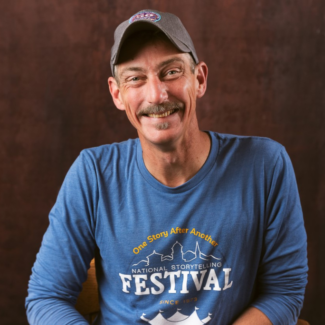 Bil Lepp Spins Tall Tales for the Whole Family